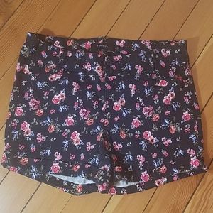 Torrid Floral Print Shorts